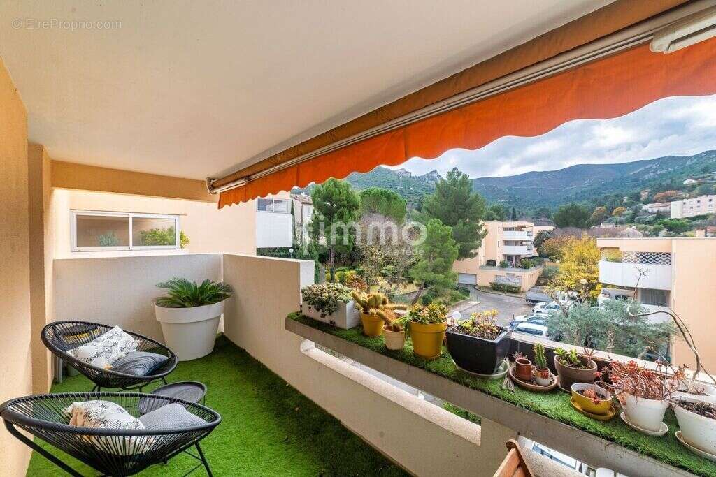 Appartement à MARSEILLE-11E