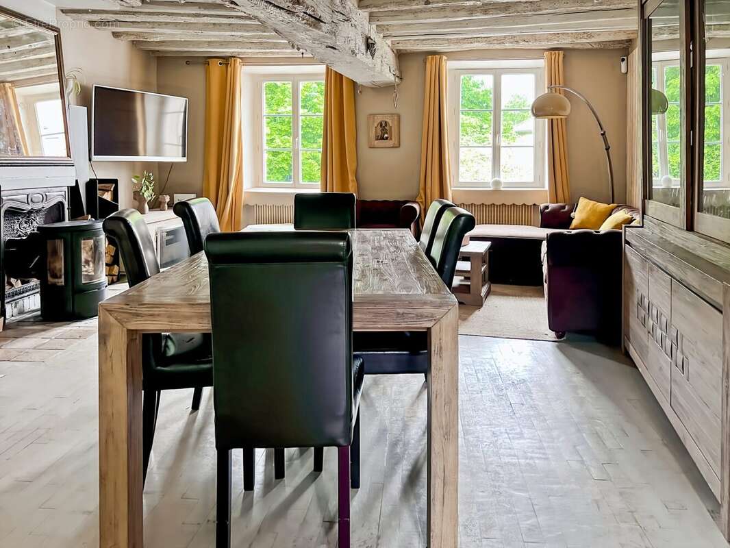 Maison à CHATEAUFORT