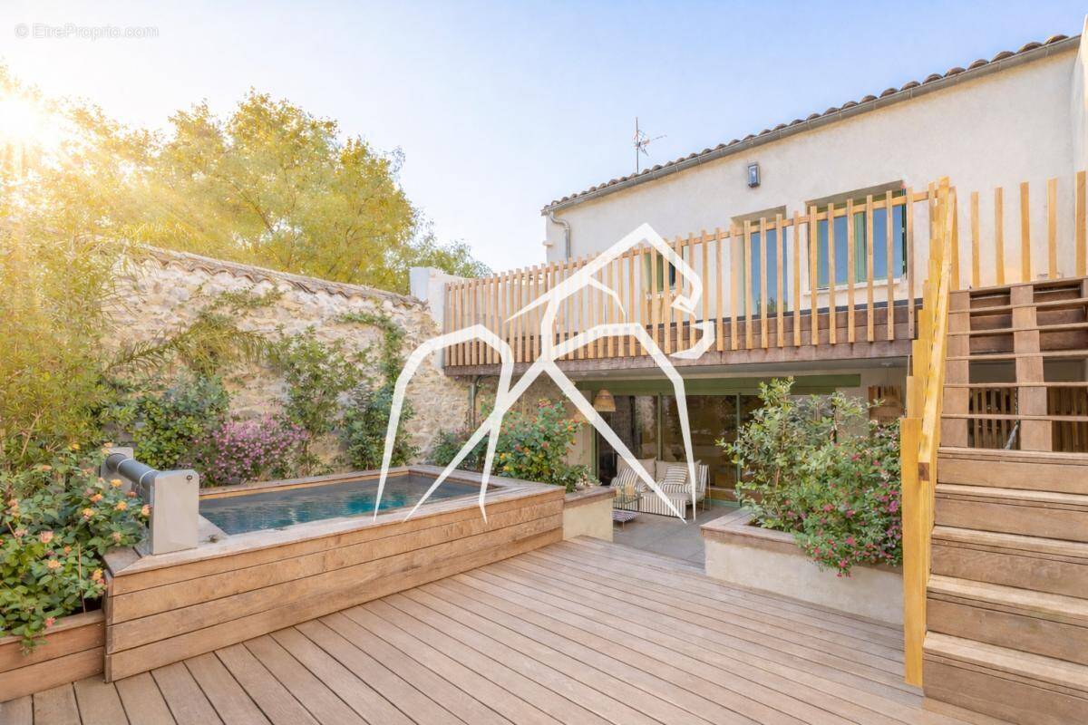 Maison à COURNONTERRAL