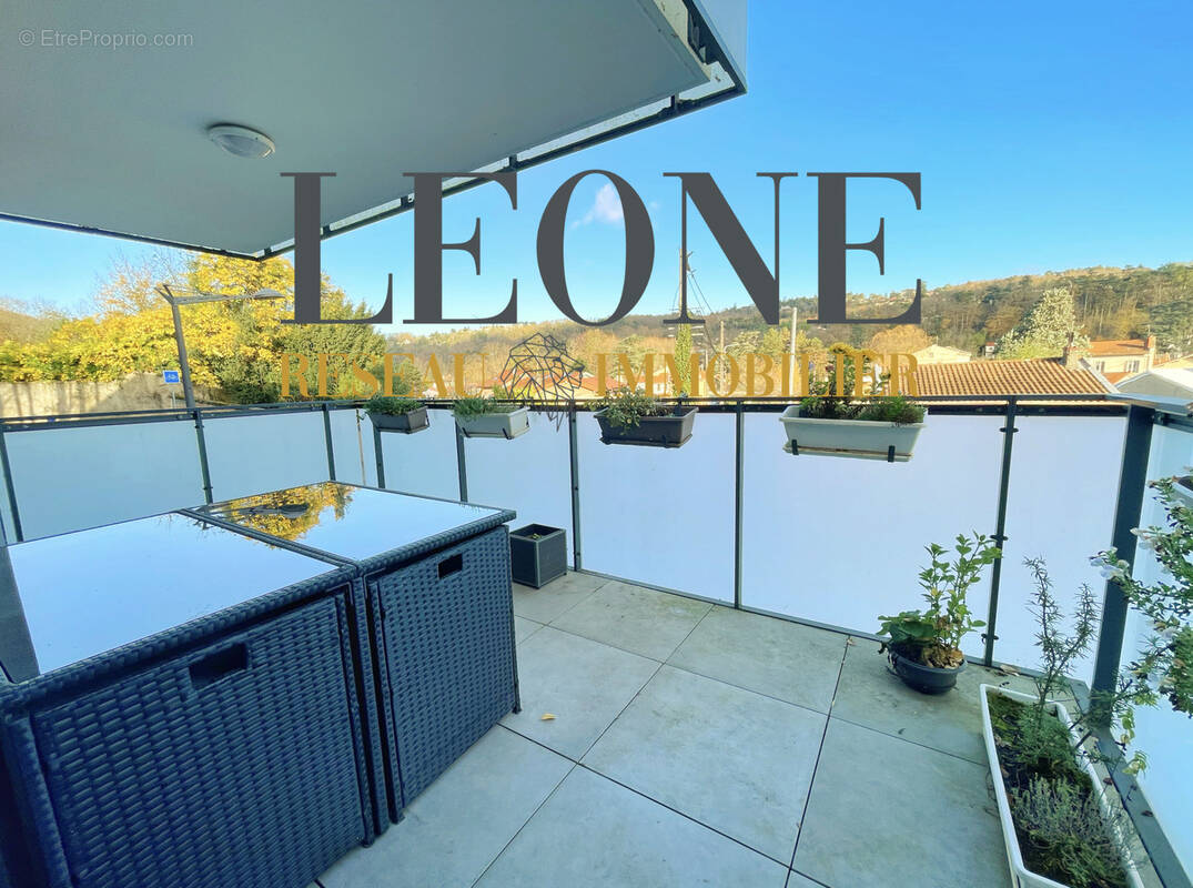 Appartement à OULLINS