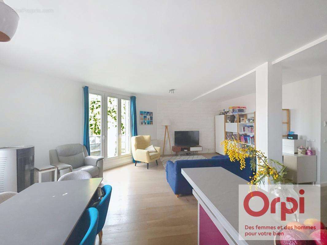 Appartement à ISSY-LES-MOULINEAUX