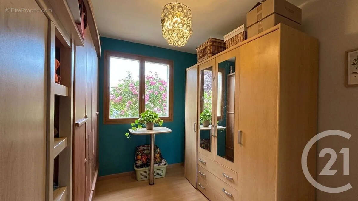 Maison 90 m² à Croth  - photo 6