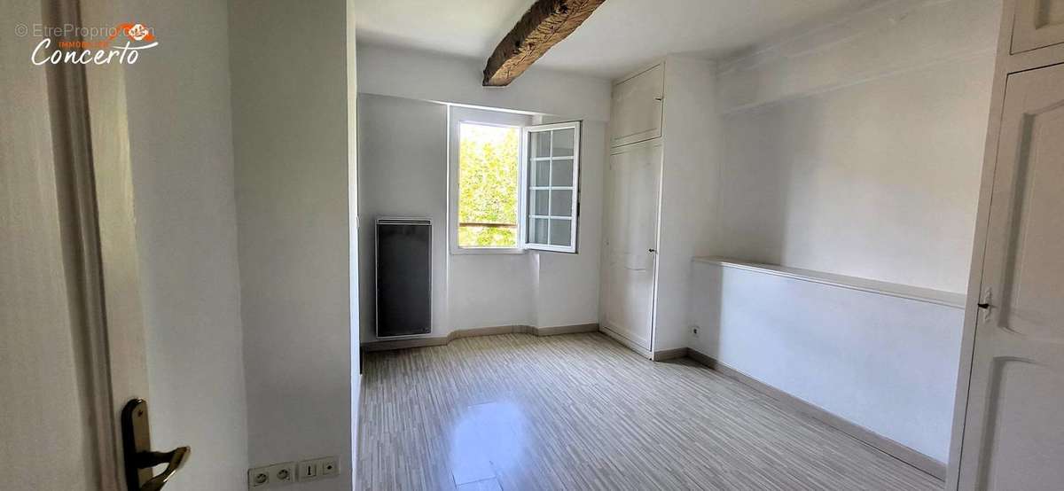 Appartement à BARGEMON