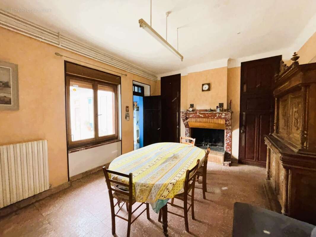 Maison à FELINES-MINERVOIS