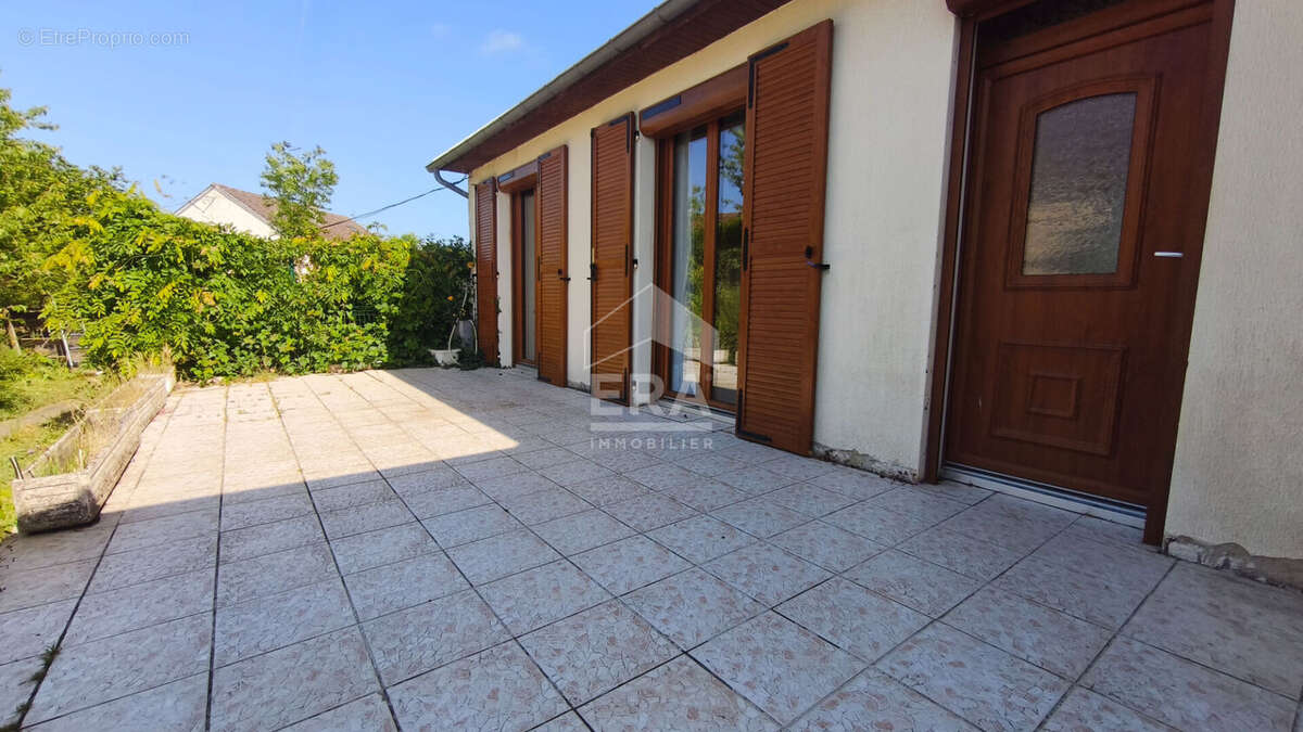 Maison à LA LOUPE