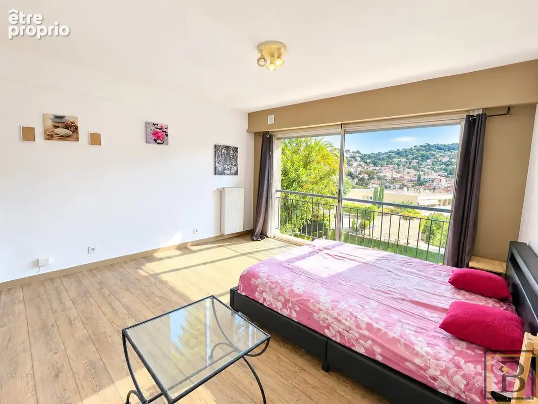 Photo Appartement à Le Cannet au prix de 99 000€