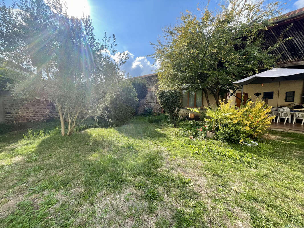 Maison à VIC-EN-BIGORRE