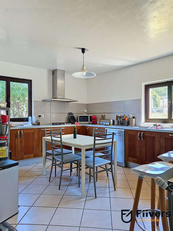 Maison 160 m² à Ormoy  - photo 6