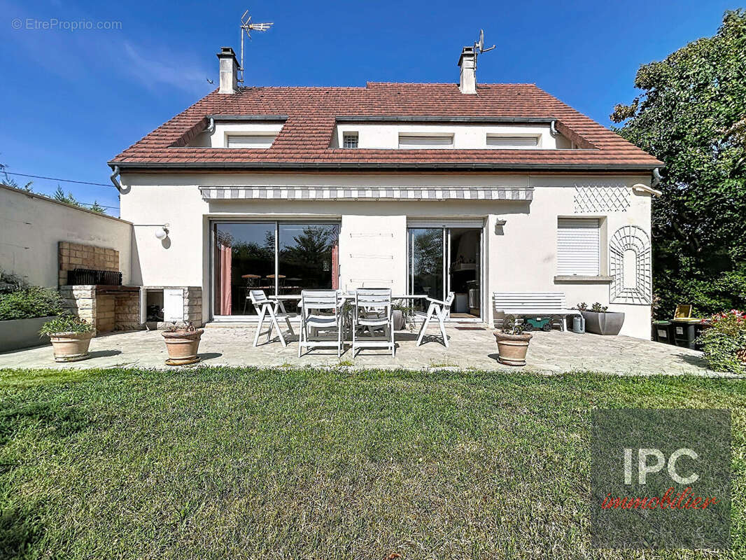 HERBLAY - Pavillon - 135m² - photo 4