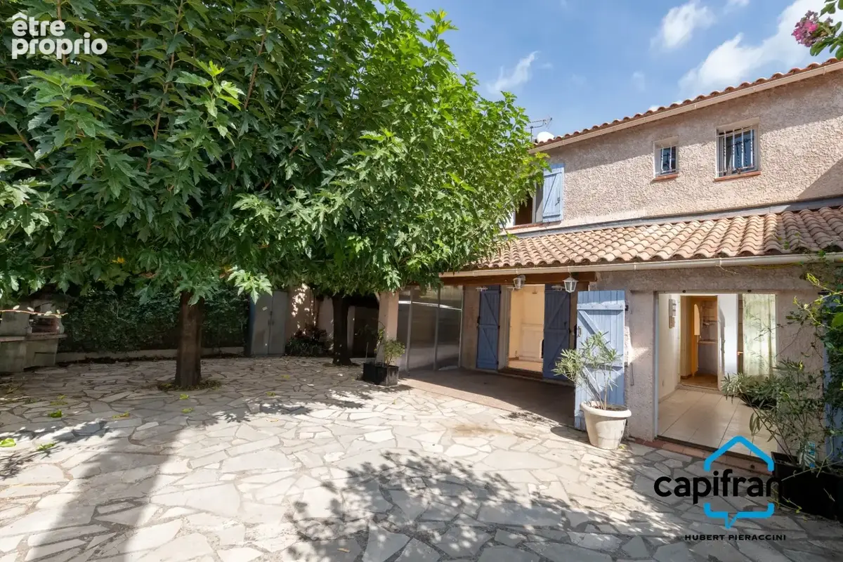 Maison à SOLLIES-TOUCAS