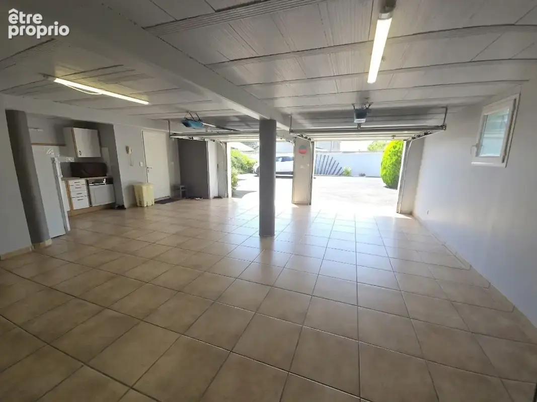 Villa d'architecte de 240m2 sur un terrain de 1500m2 avec piscine à Castelginest - photo 17