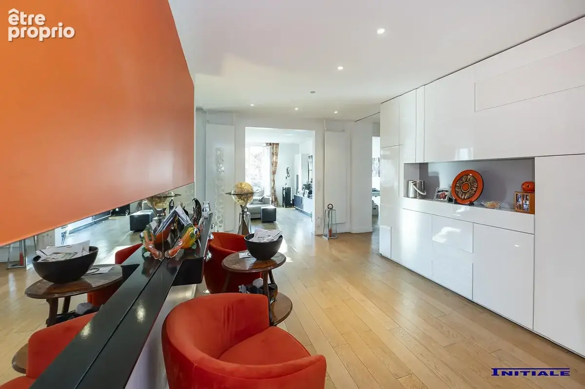 Appartement 6 pièces avec vue sur square - photo 12