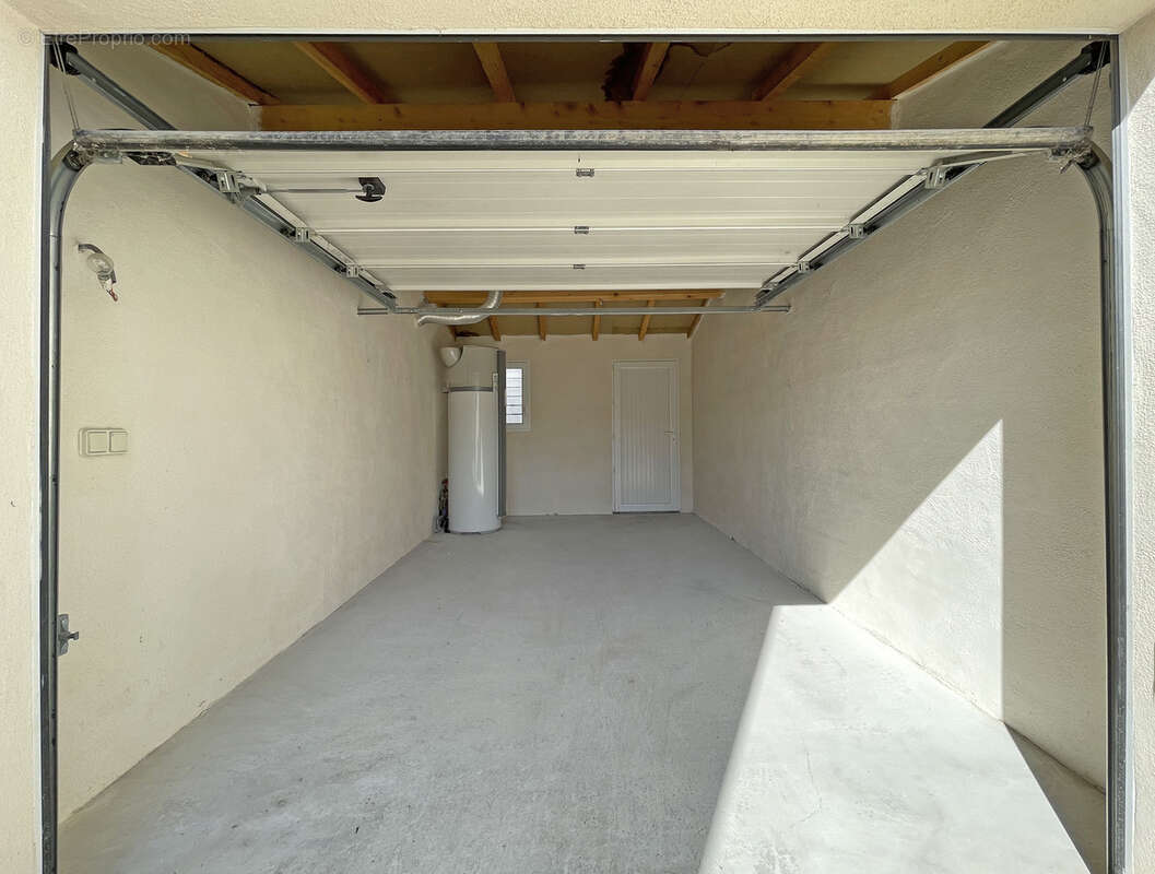 Maison à LES ANGLES