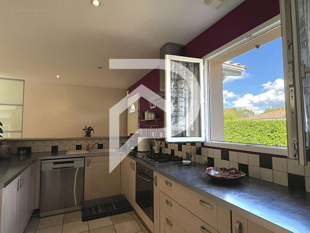 Maison à SAINT-DENIS-DE-PILE