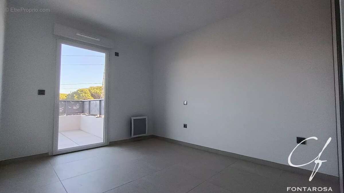 Appartement à FREJUS