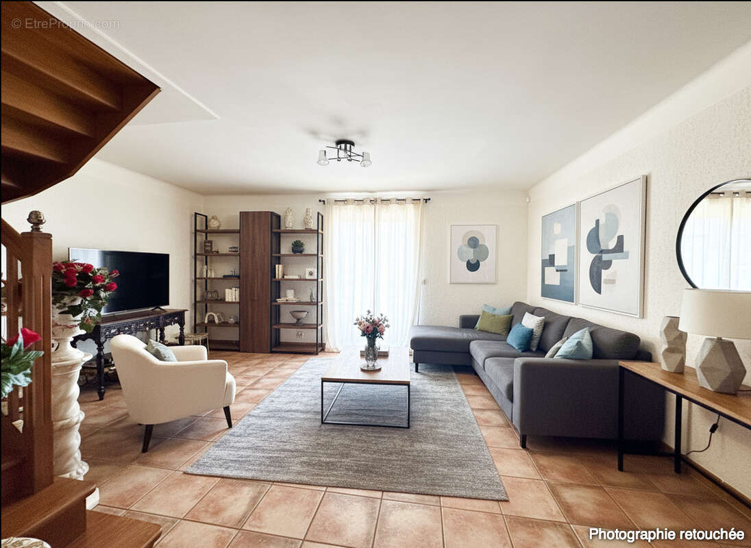 Maison à BESSE-SUR-ISSOLE