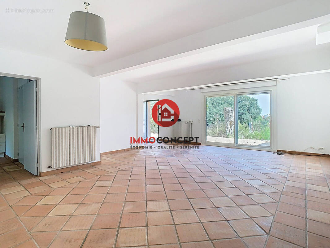 Maison à VILLENEUVE-LES-AVIGNON