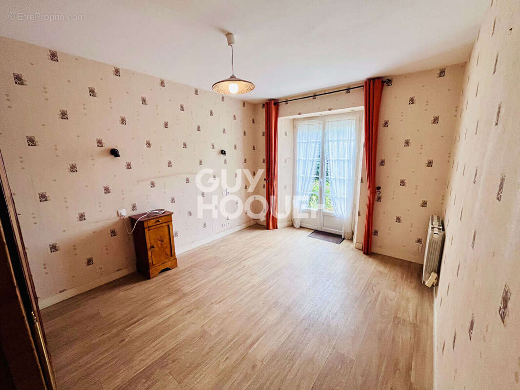 Maison à BAGUER-PICAN