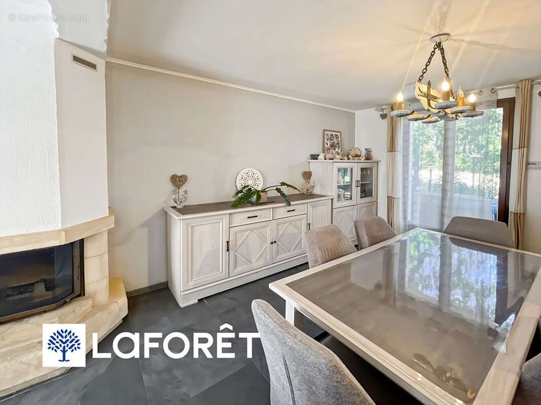 Maison traditionnelle 6 pièces à vendre à Sainte Geneviève des Bois - Réf 9159 - photo 6