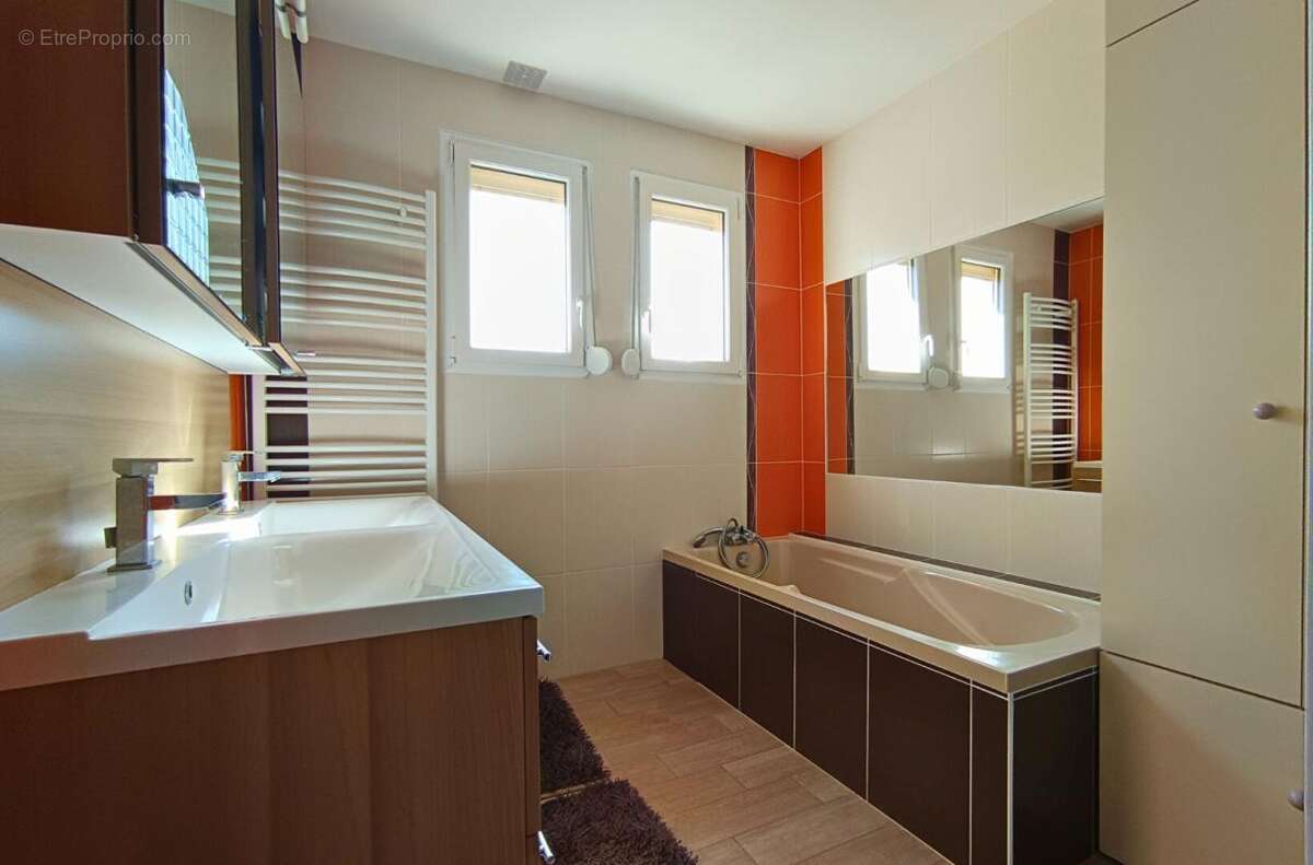 Maison à CHAMPTOCEAUX