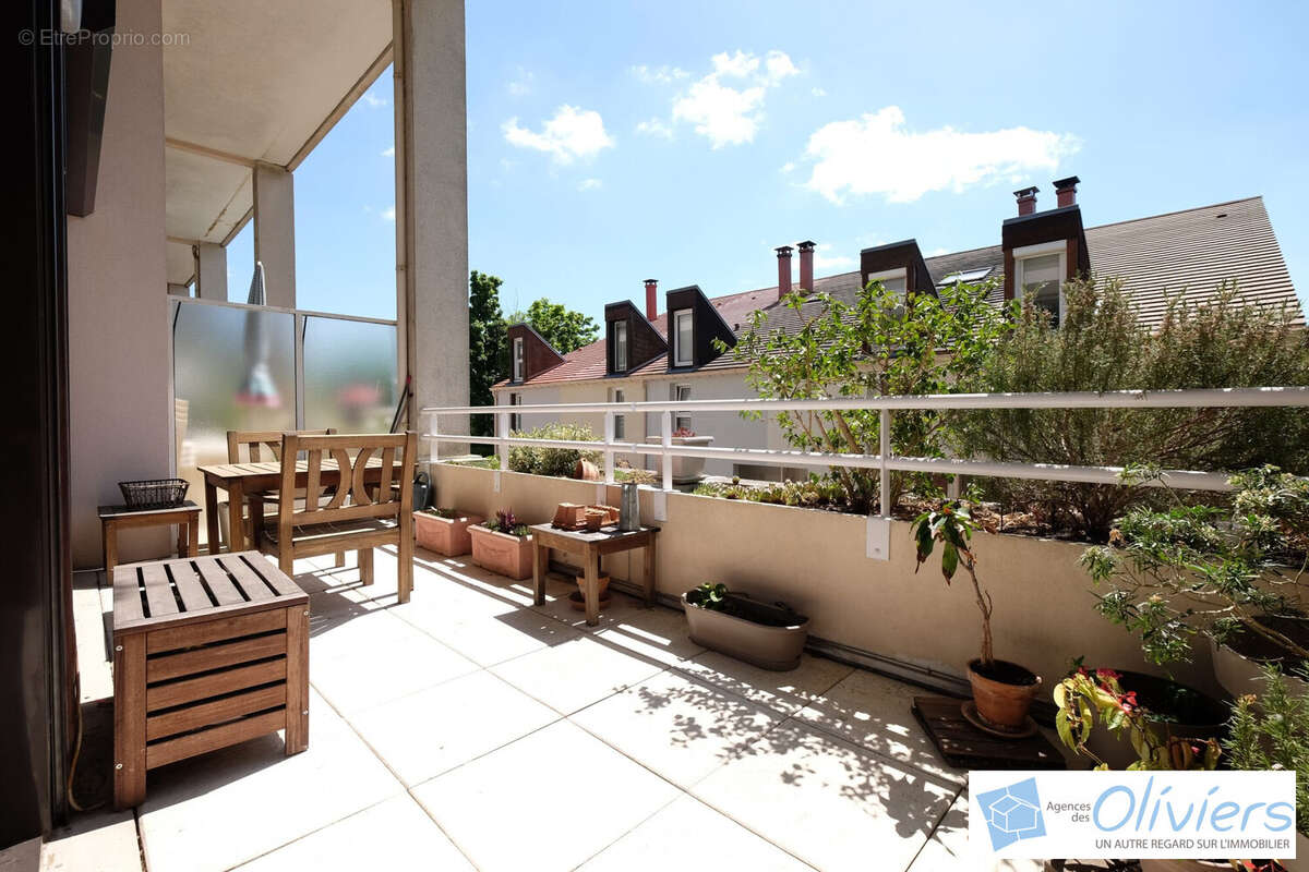 Appartement 77 m² à Voisins-Le-Bretonneux  - photo 6