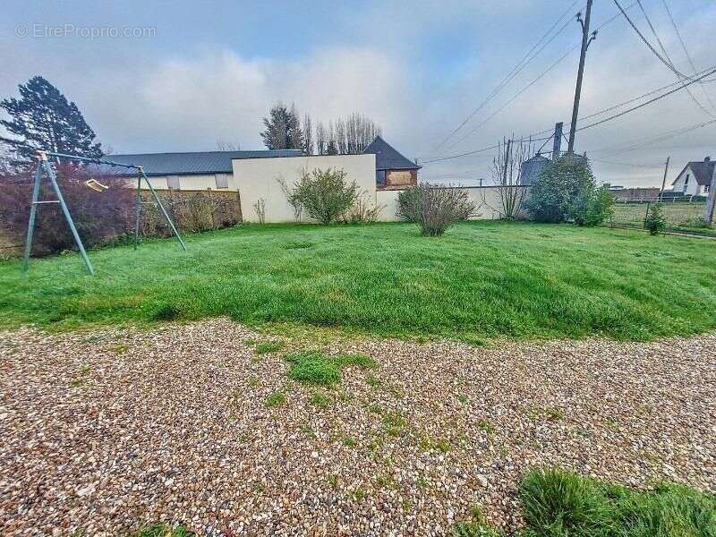58615221h.jpg - Maison à ETREPAGNY