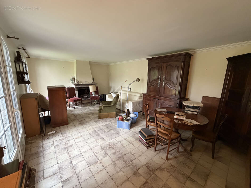 Maison à HOUILLES