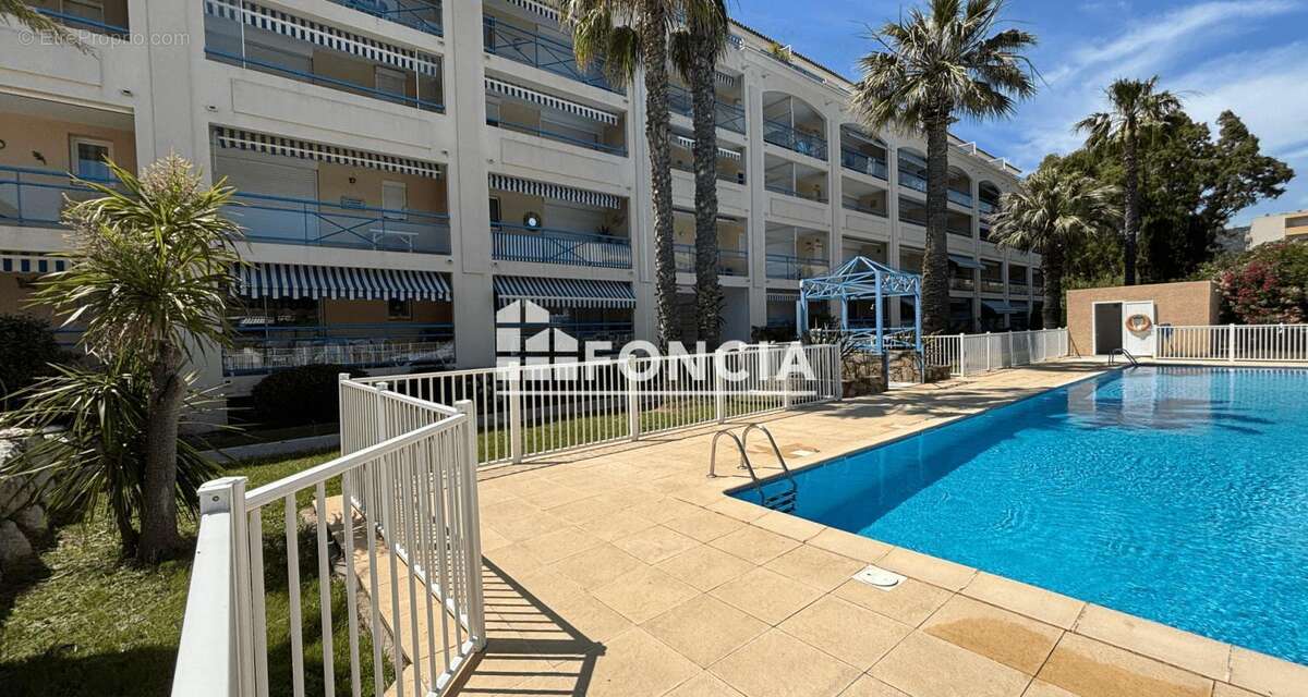 Appartement à LE LAVANDOU