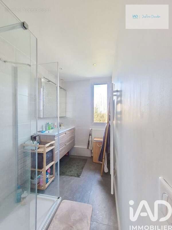 Photo 9 - Maison à LE COUDRAY-MONTCEAUX