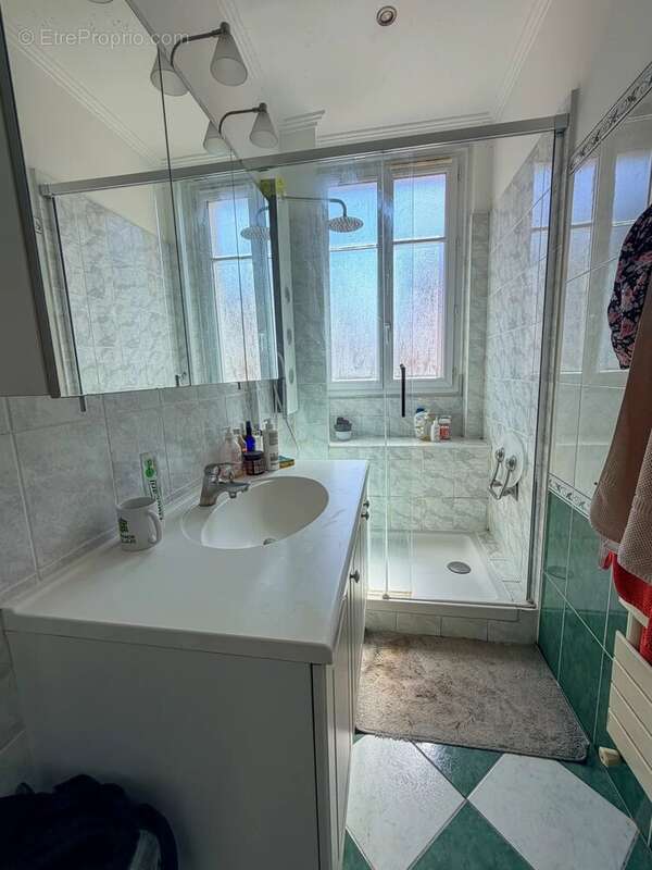 Appartement à LE RAINCY