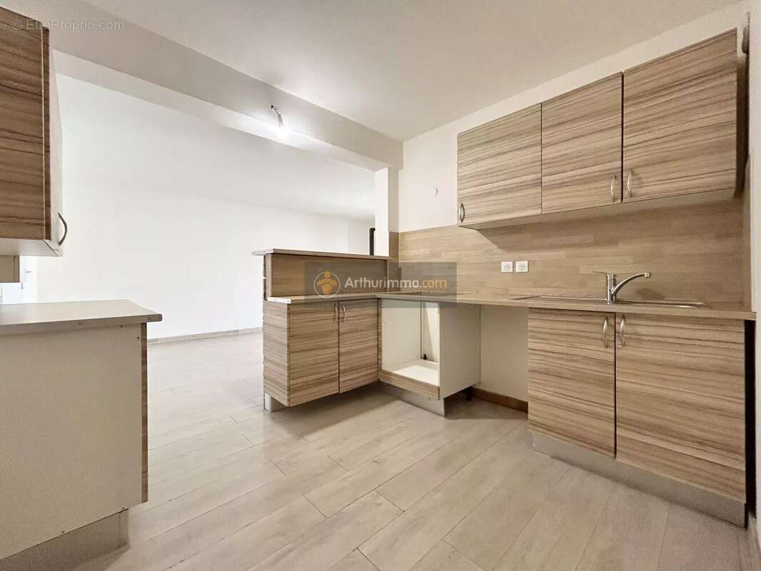 Appartement à FREJUS