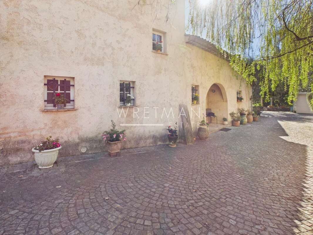 Maison à LE BAR-SUR-LOUP