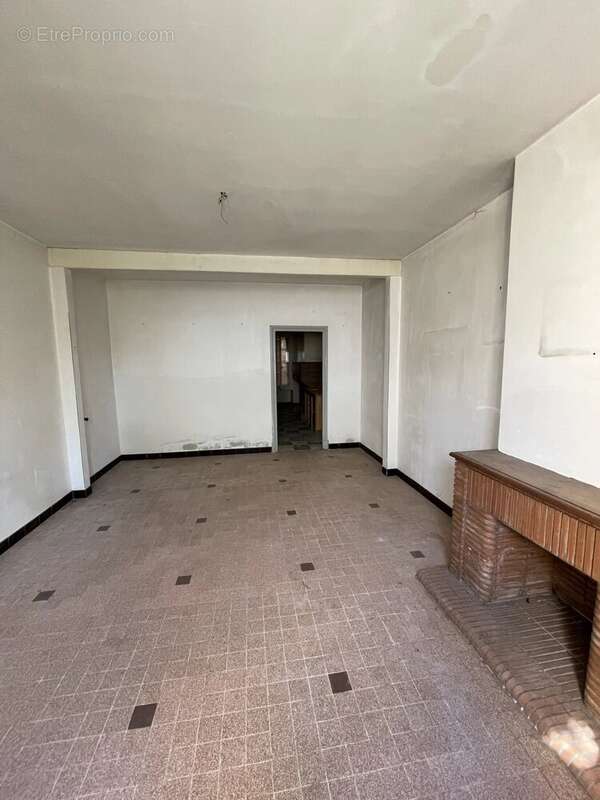 Maison à SALIES-DU-SALAT