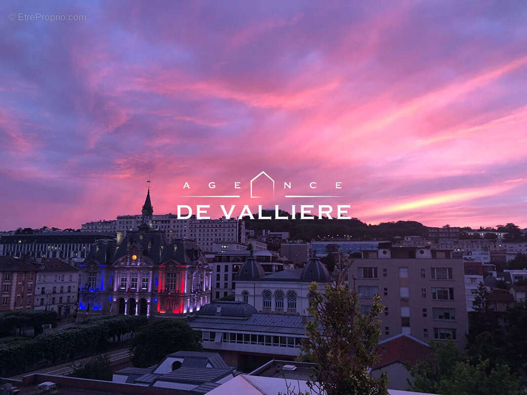 Appartement à SURESNES