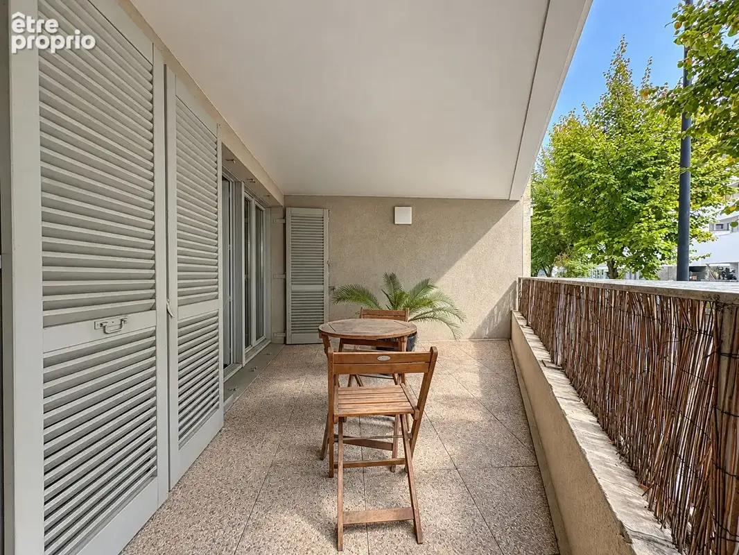 BORDEAUX BASTIDE - Appartement 2P 39,14m²  - Loggia et parking - photo 6