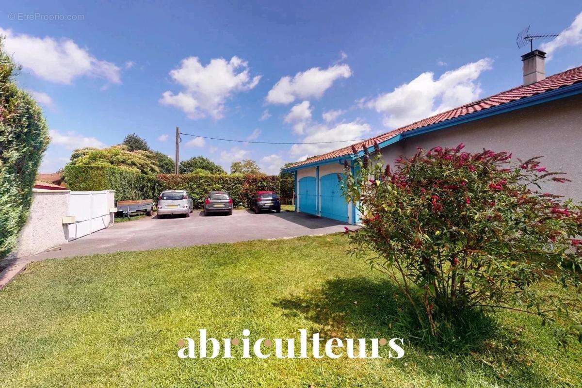 Maison Landaise avec terrain arboré en vente à Saint-Vincent-de-Tyrosse (40230) - photo 15