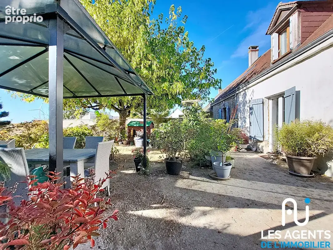 Photo Maison à Villermain au prix de 175 000€