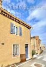 Appartement à AIGUINES