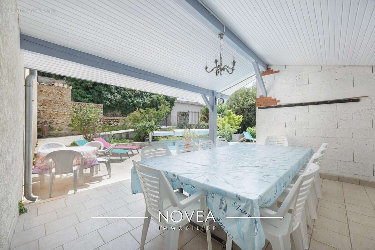 Maison à REVEL-TOURDAN