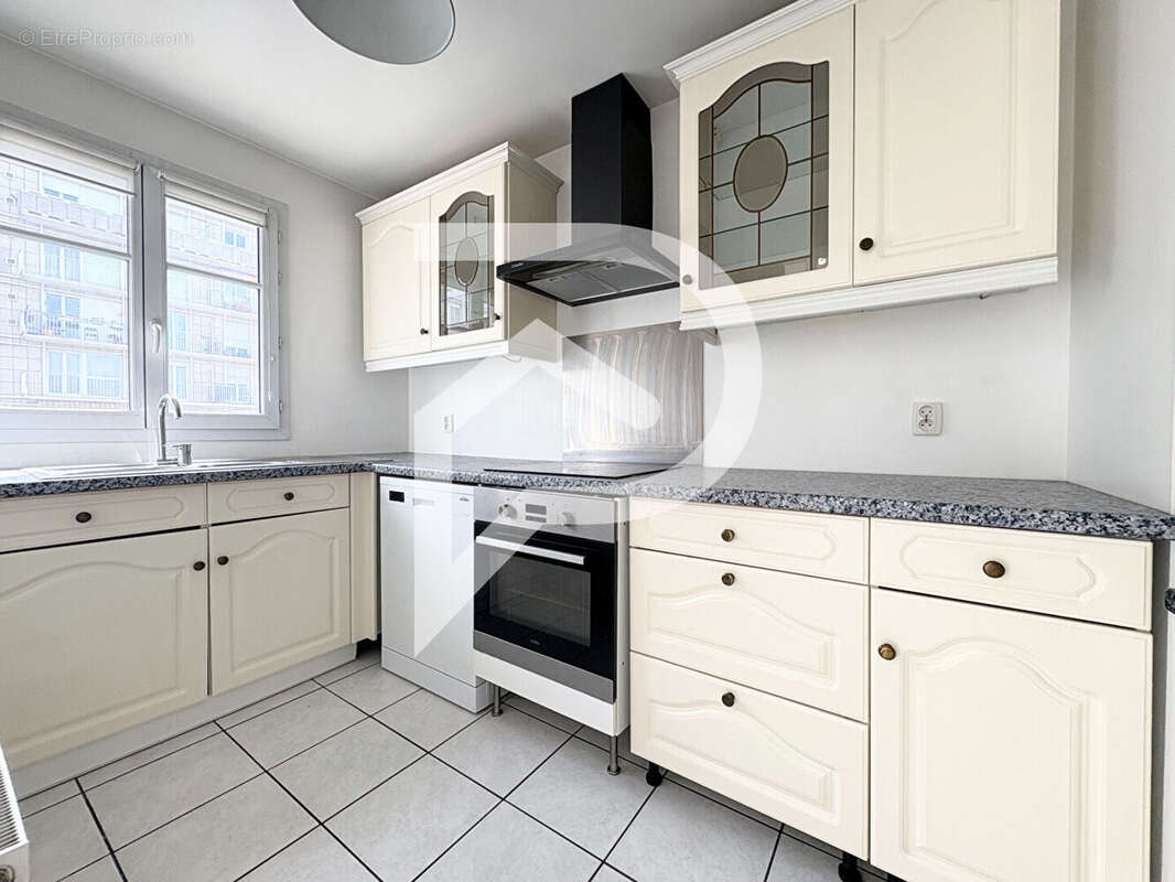 Appartement à SAINT-GRATIEN