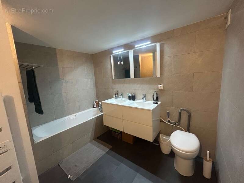 Appartement à AIX-LES-BAINS