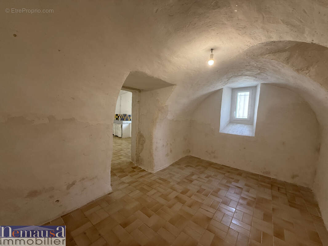 Maison à SAINTE-ANASTASIE