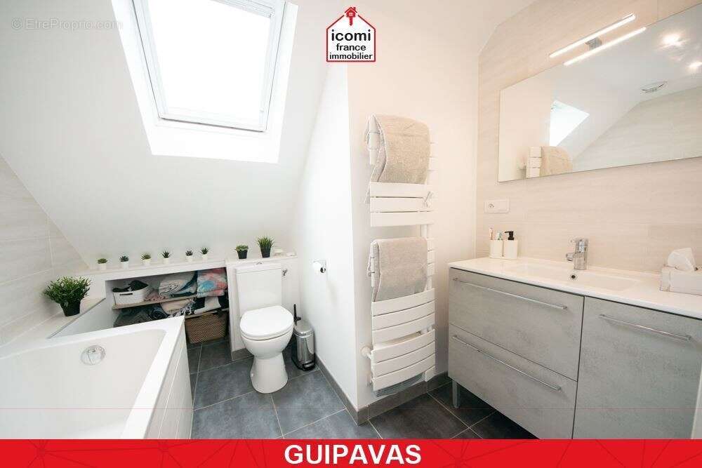 Maison à GUIPAVAS