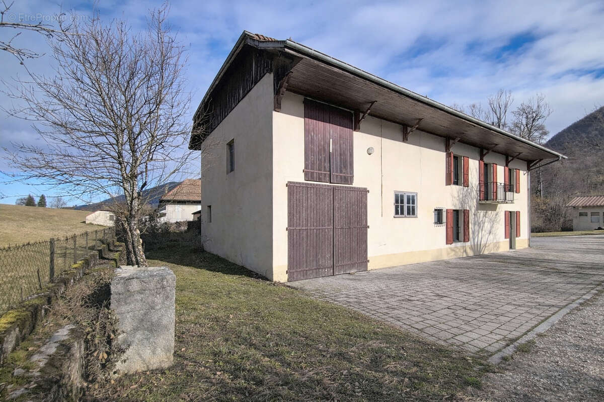 Maison à CUSY