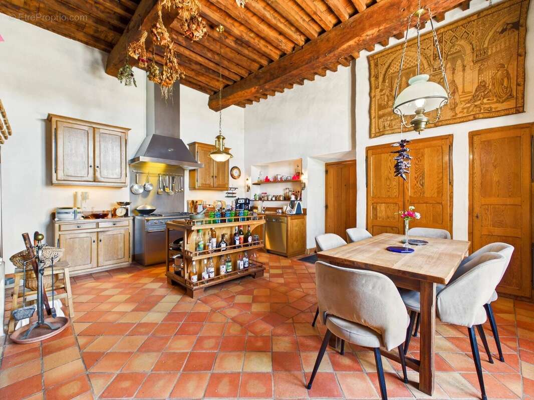 Maison à MONFLANQUIN