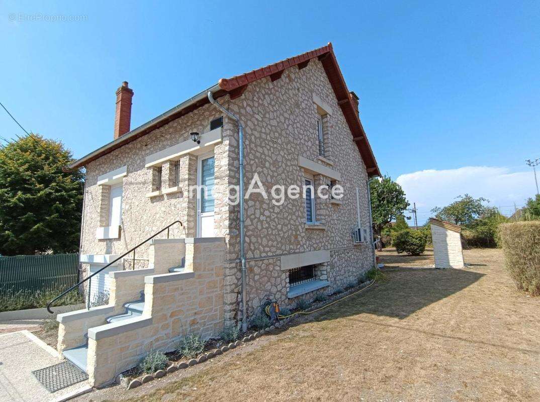 Maison ancienne rénovée 4 pièces - photo 12