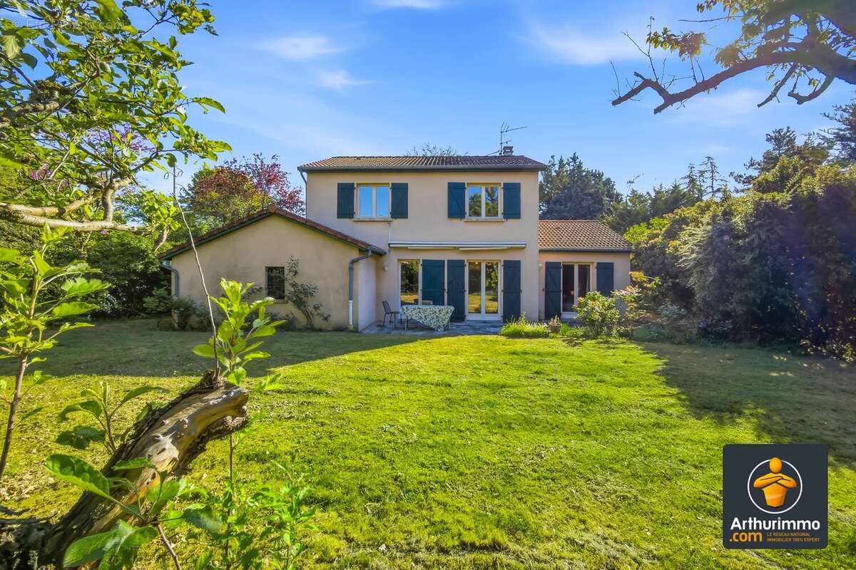 Maison à FRANCHEVILLE