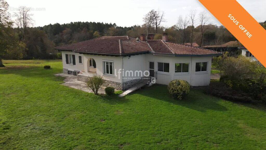 Maison à RION-DES-LANDES