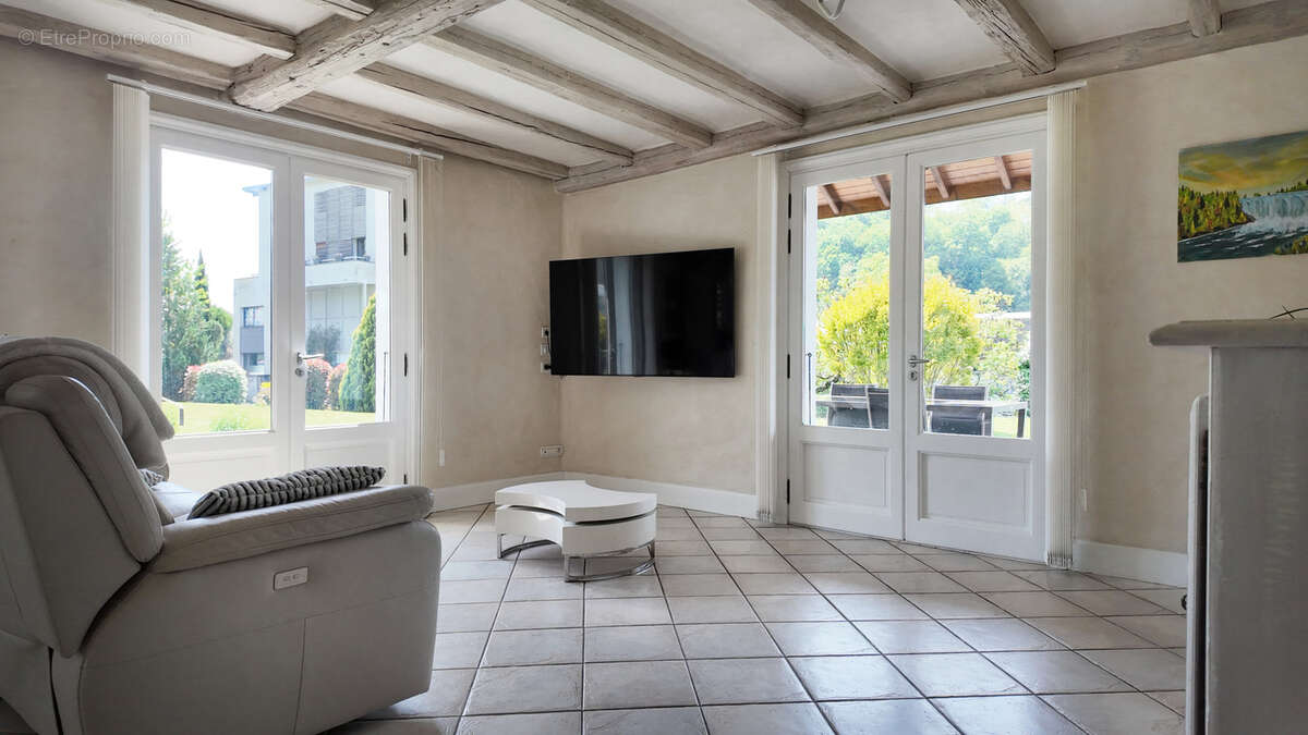 Maison à SAINT-JEOIRE-PRIEURE