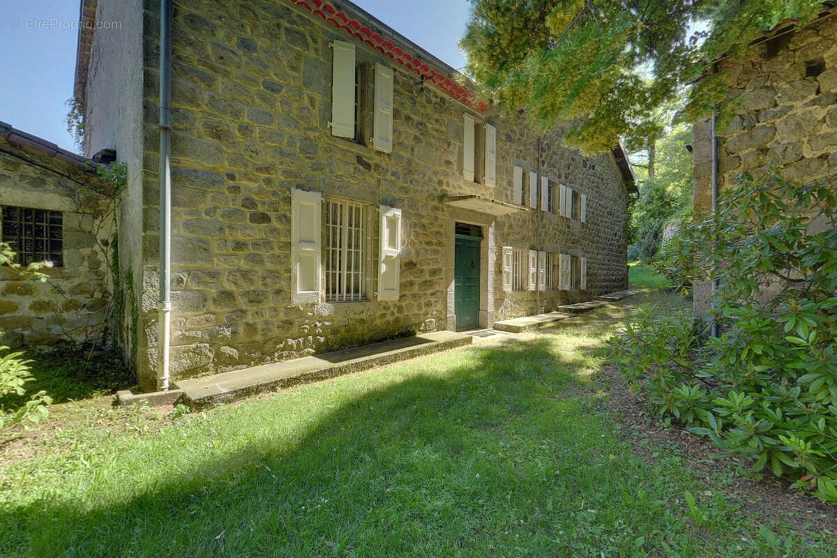 Maison à MARCOLS-LES-EAUX